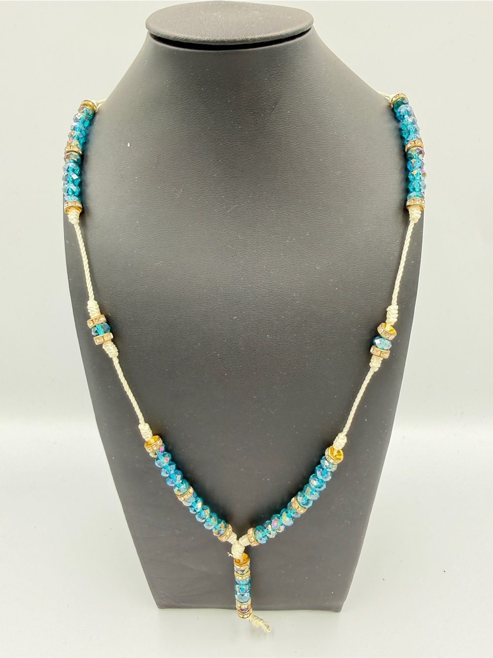 Turquoise Beaded Lariat Necklace with Gold Accents